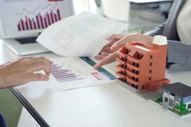 🏠住み替えは同じ不動産会社に依頼すべき？税金についても徹底解説！