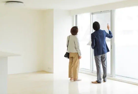🏠💸 リースバックの注意点とは？売却後も住み続ける前に押さえるポイント 🔑✨